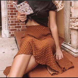 Polkadot A line skirt 🧡